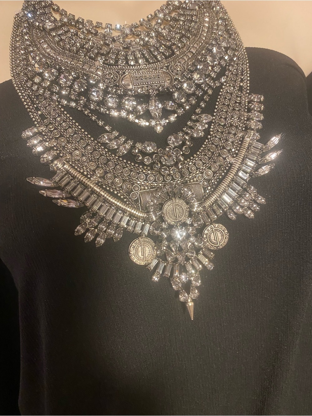 Fabulous Retired Vintage Dylanex “Falkor” Necklace - Picture 2 of 11